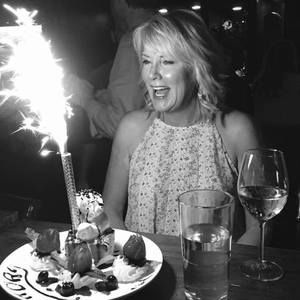 Meet your Posher, Beth